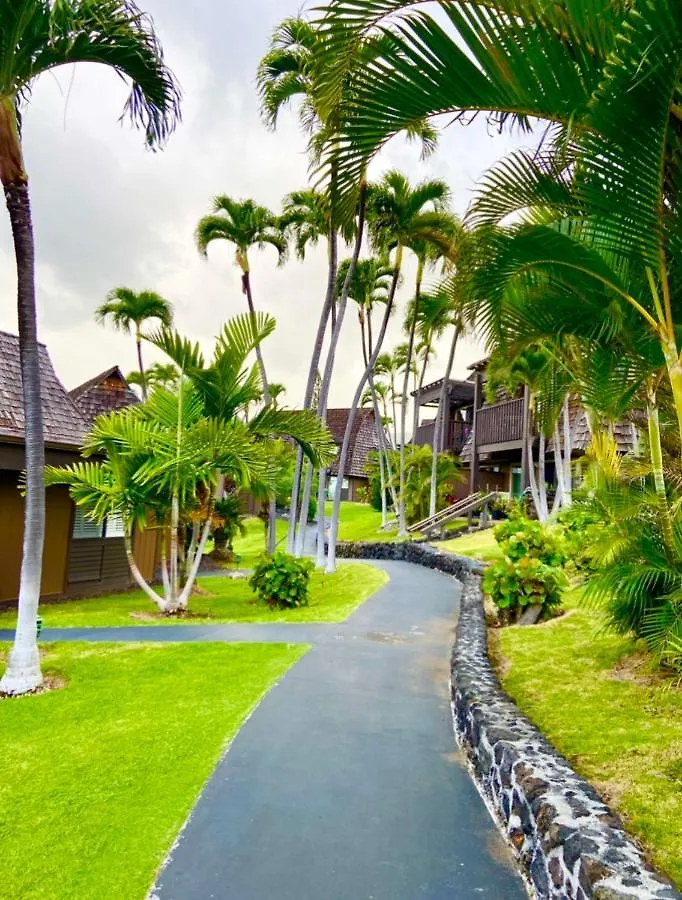 Beachfront 1 Bedroom Condo With Private Beach, Pool, Hot Tub Pahala 0*,
