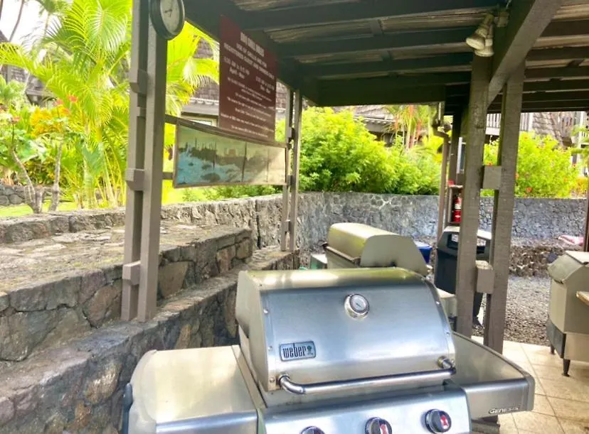Aparthotel Beachfront 1 Bedroom Condo With Private Beach, Pool, Hot Tub Pahala